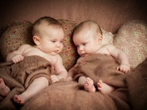 photographe naissance jumelles