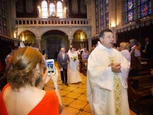 L'arrivée des mariés à l'église