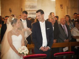 Voile de la mariée à l'église