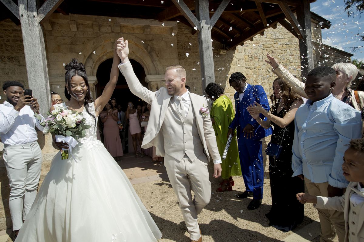 Un mariage immortalisé en photo et vidéo Un mariage immortalisé en photo et vidéo
