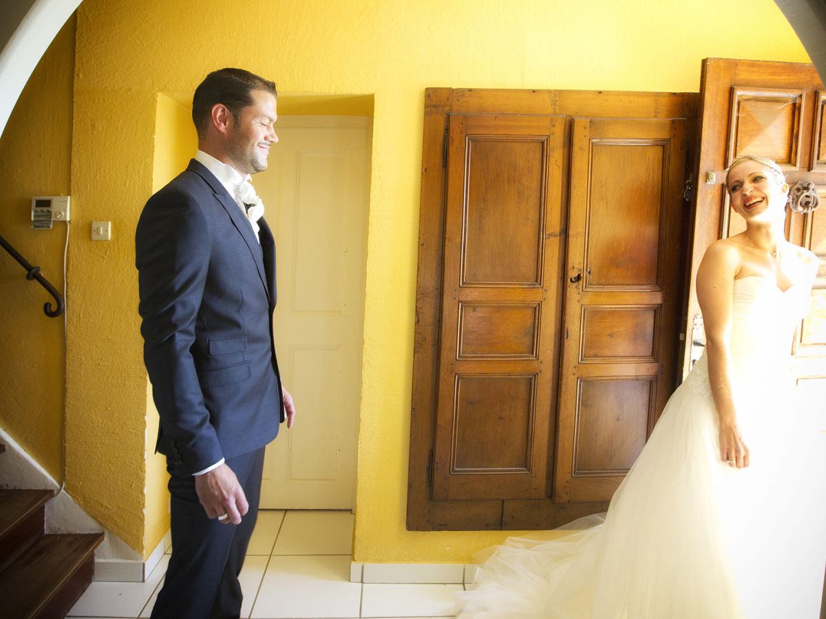 La découverte des mariés